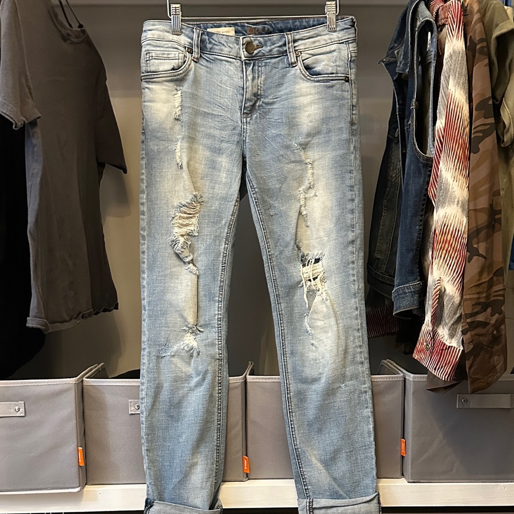 Kut from the Kloth Light Blue Boyfriend Jeans